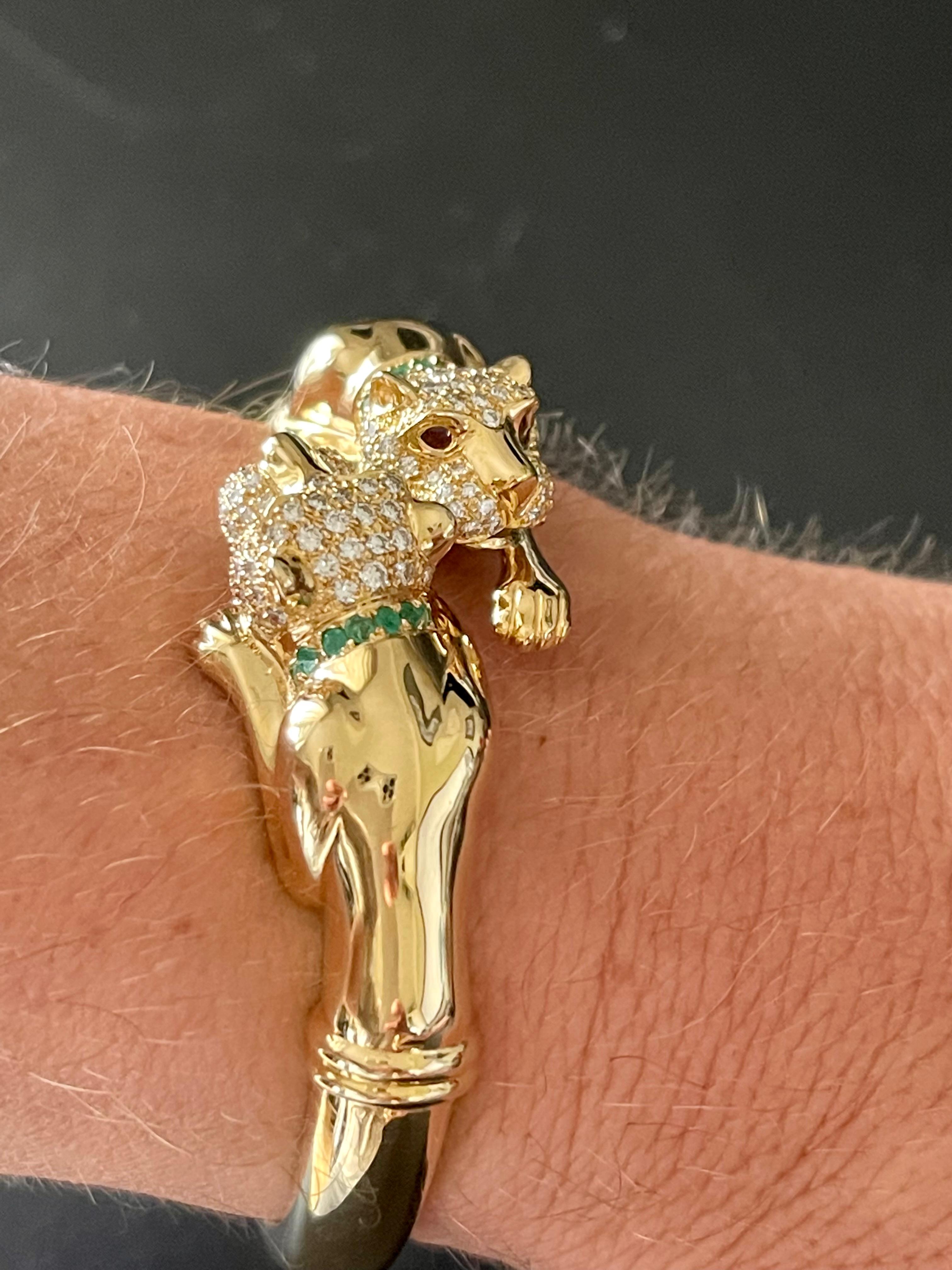 Contemporary 18 K Yellow Gold Twin Panther Bangle Diamonds Emeralds Ruby For Sale