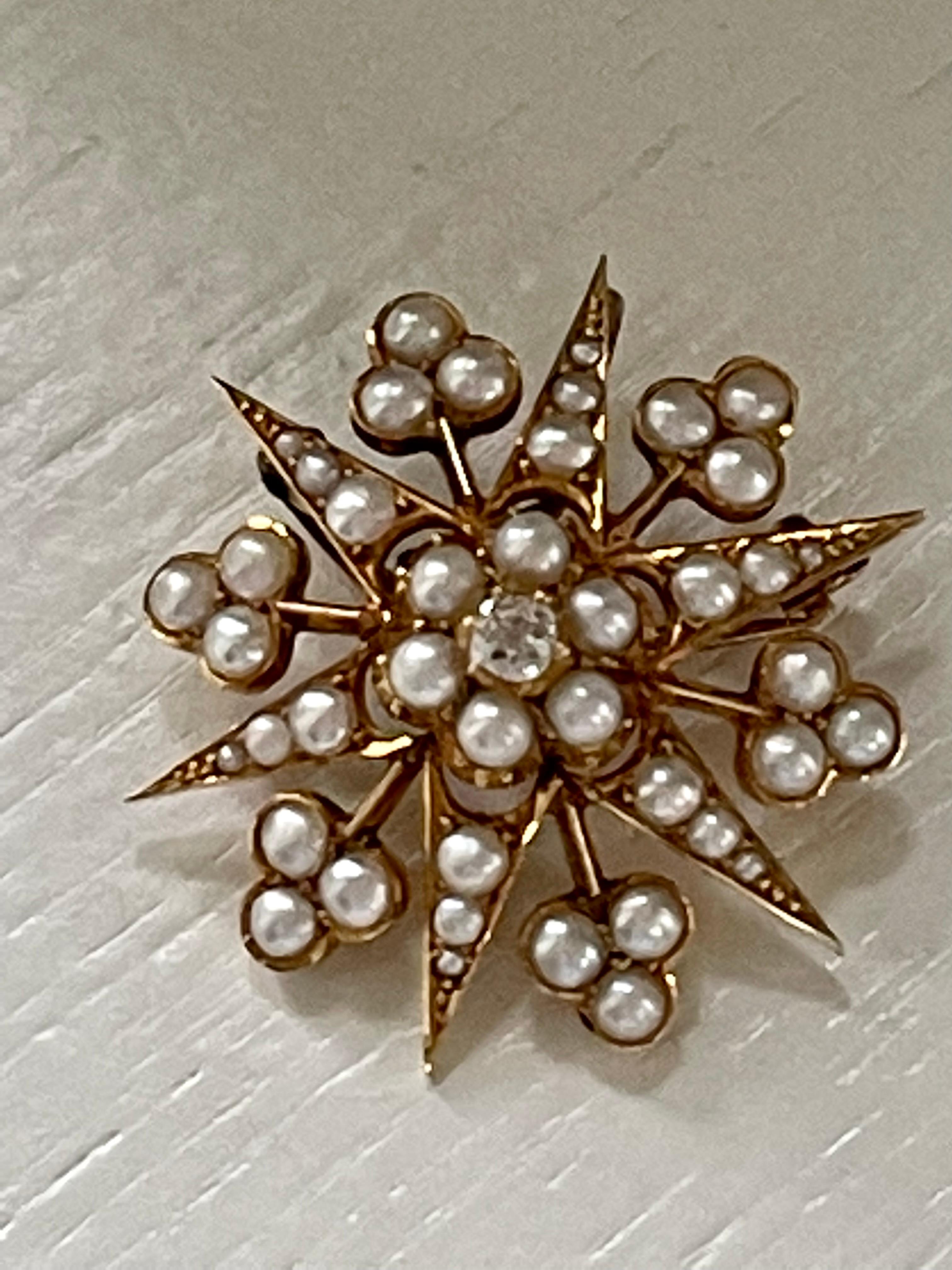 18 K Yellow Gold Victorian Star Necklace Pendant/Brooch Pearls Diamonds In Good Condition For Sale In Zurich, Zollstrasse