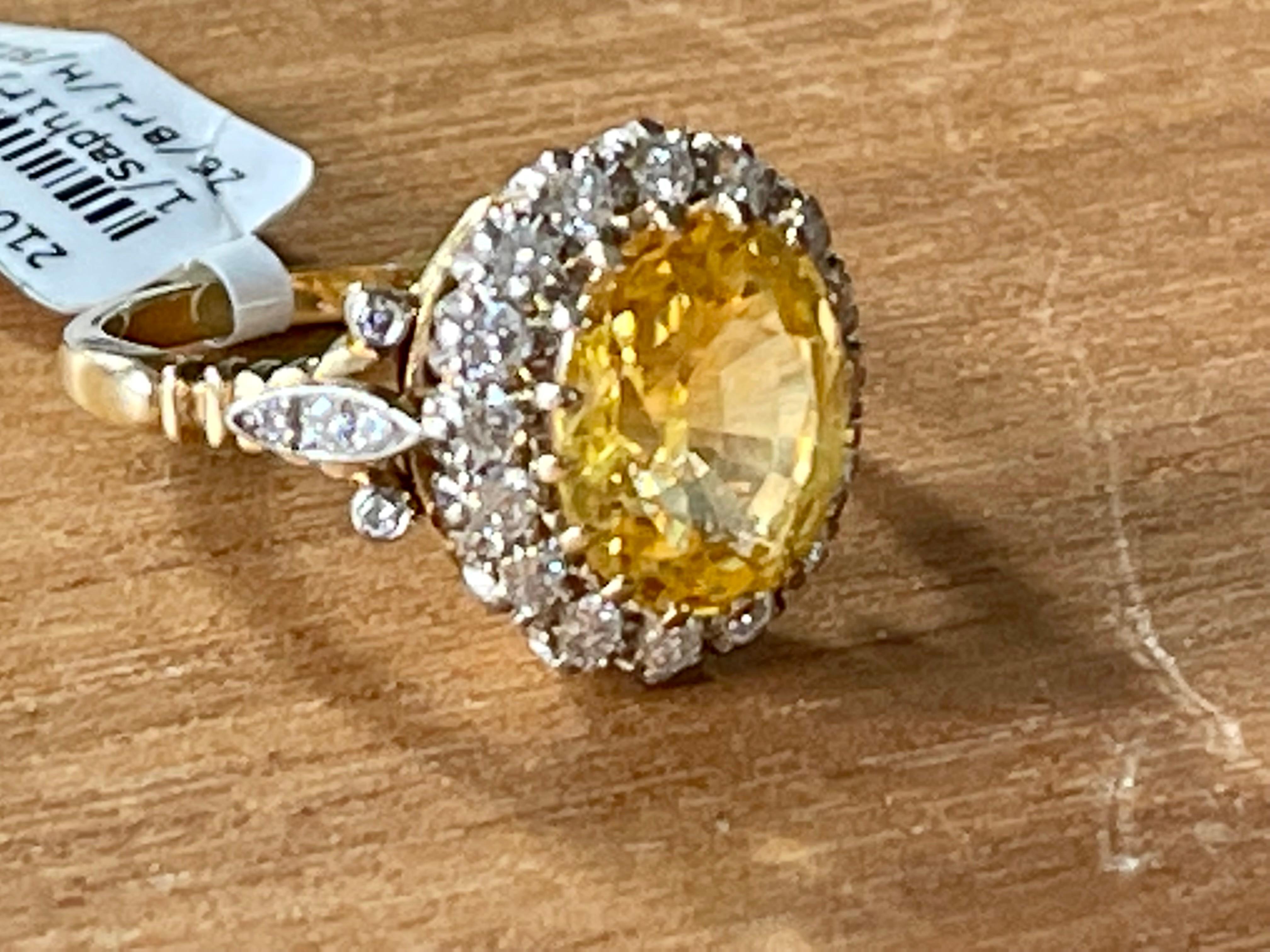 18 K Yellow Gold Vintage Entourage Ring Yellow Sapphire Diamonds For Sale 3