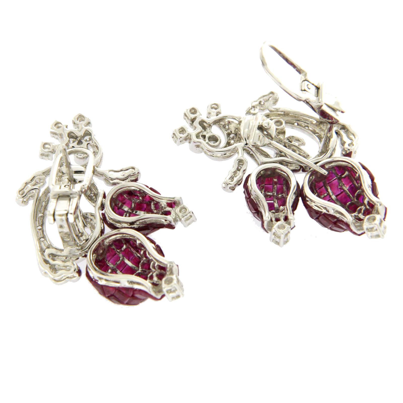 18 Kara Gold 1.99 Carat Diamonds and Invisible 25.22 Carat Ruby Tulip Earrings For Sale 2