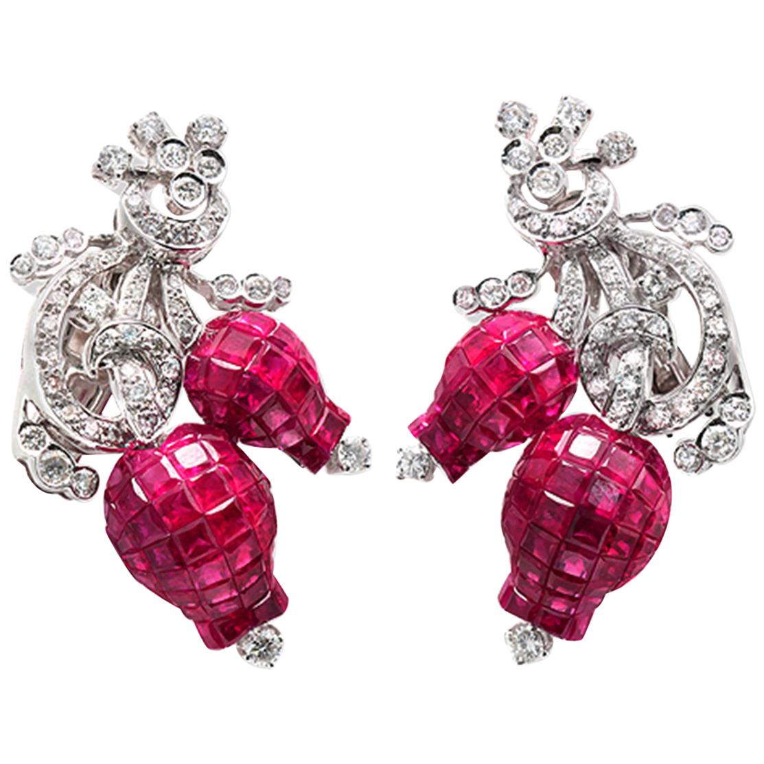 18 Kara Gold 1.99 Carat Diamonds and Invisible 25.22 Carat Ruby Tulip Earrings For Sale