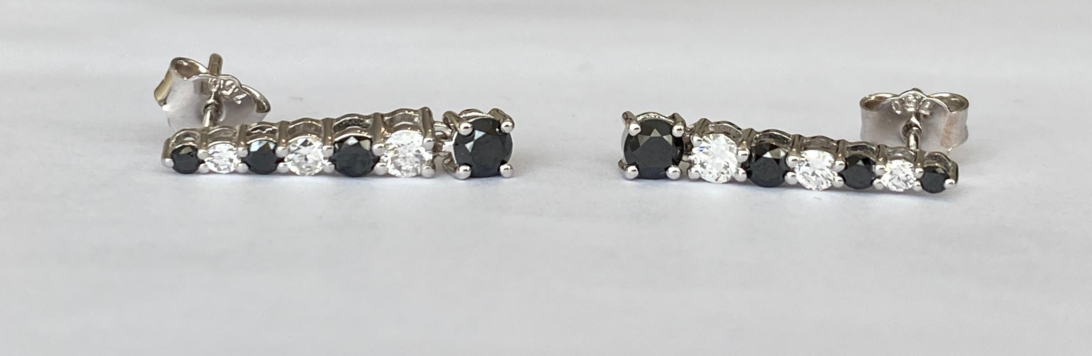 Brilliant Cut 18 Karat White Gold Dangle Ear Studs with White and Black Diamonds For Sale