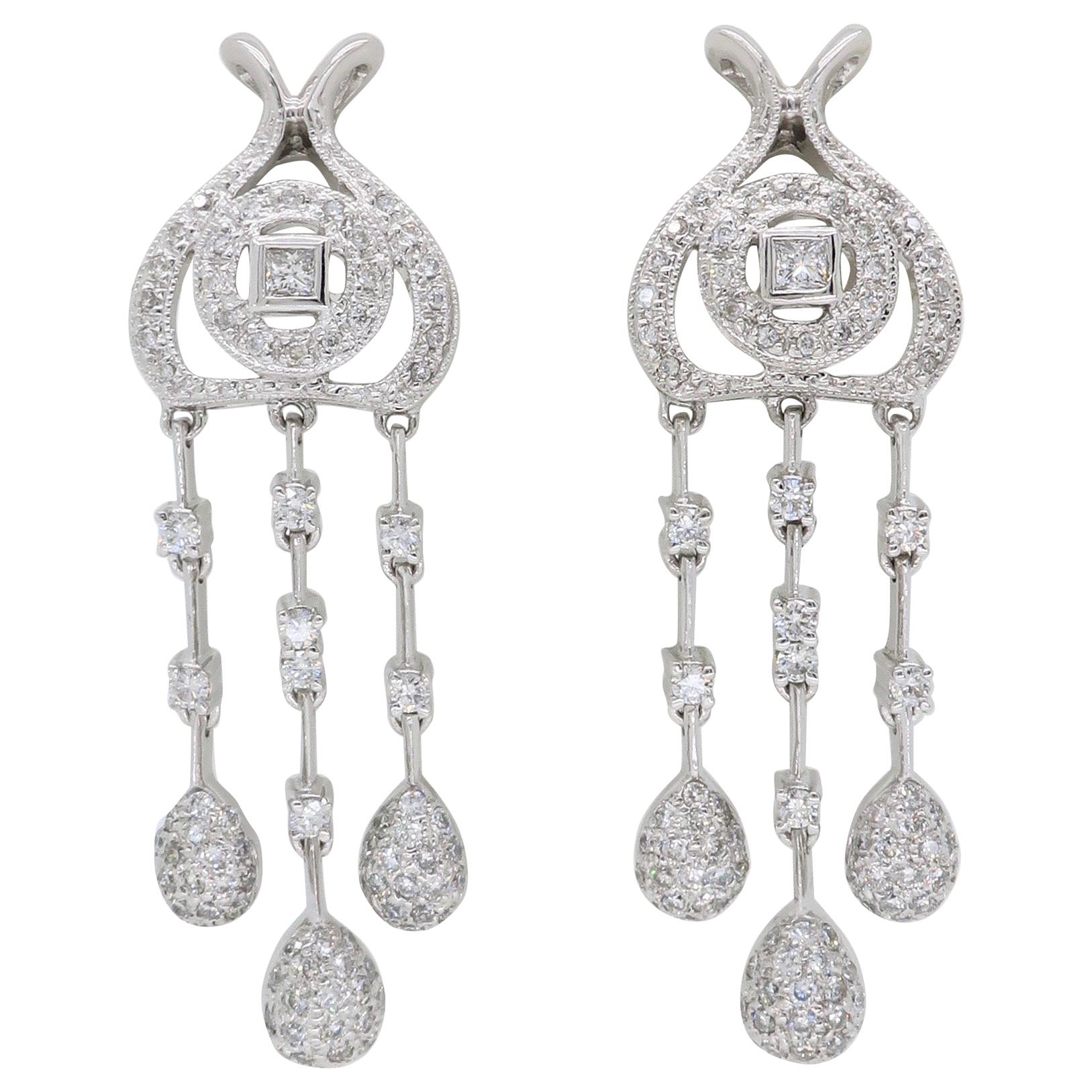 18 Karat 1.07 Carat Diamond Chandelier Earrings