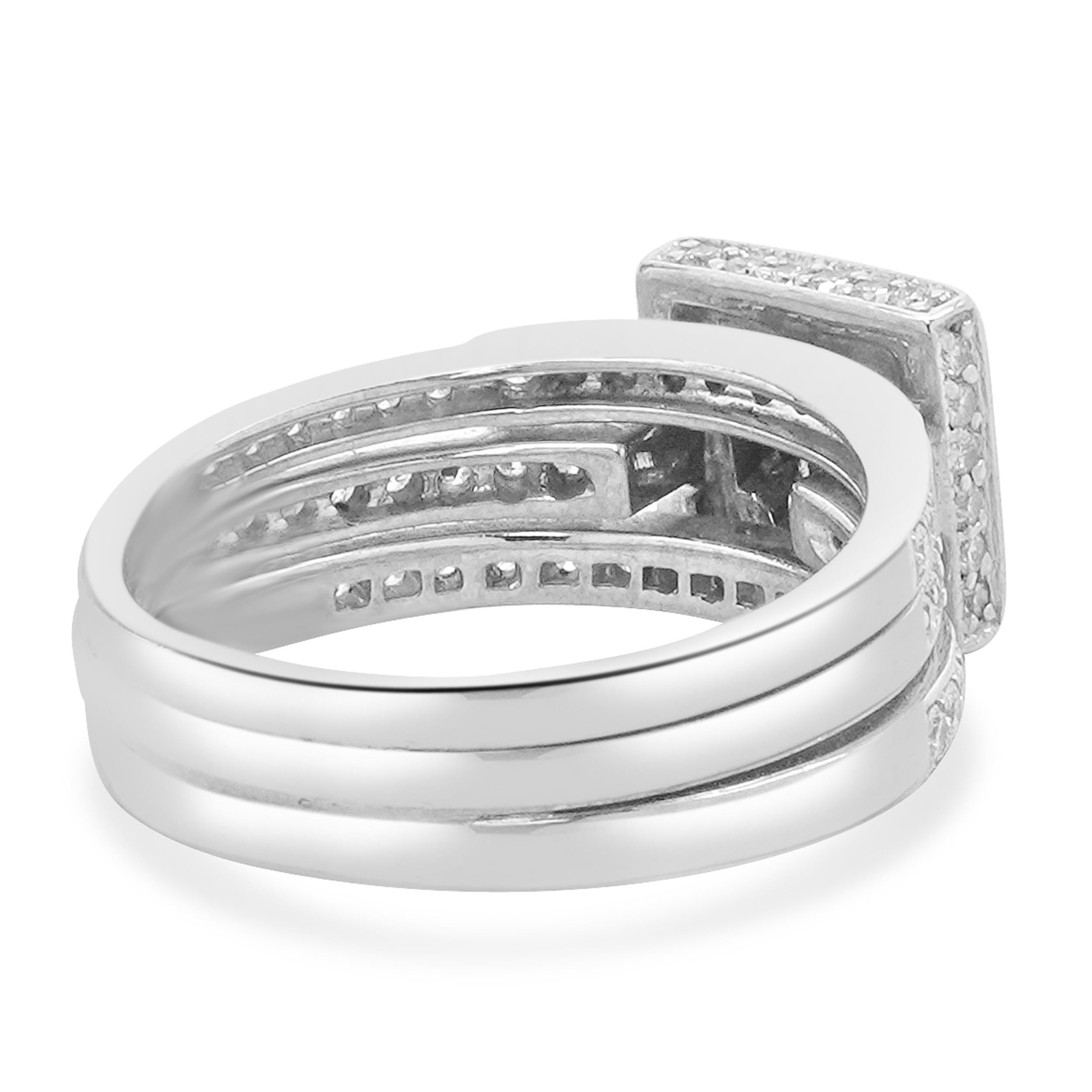 Anello di fidanzamento con diamanti incastonati a vista in oro bianco 18k / 14k con taglio a principessa In condizioni ottime in vendita a Scottsdale, AZ