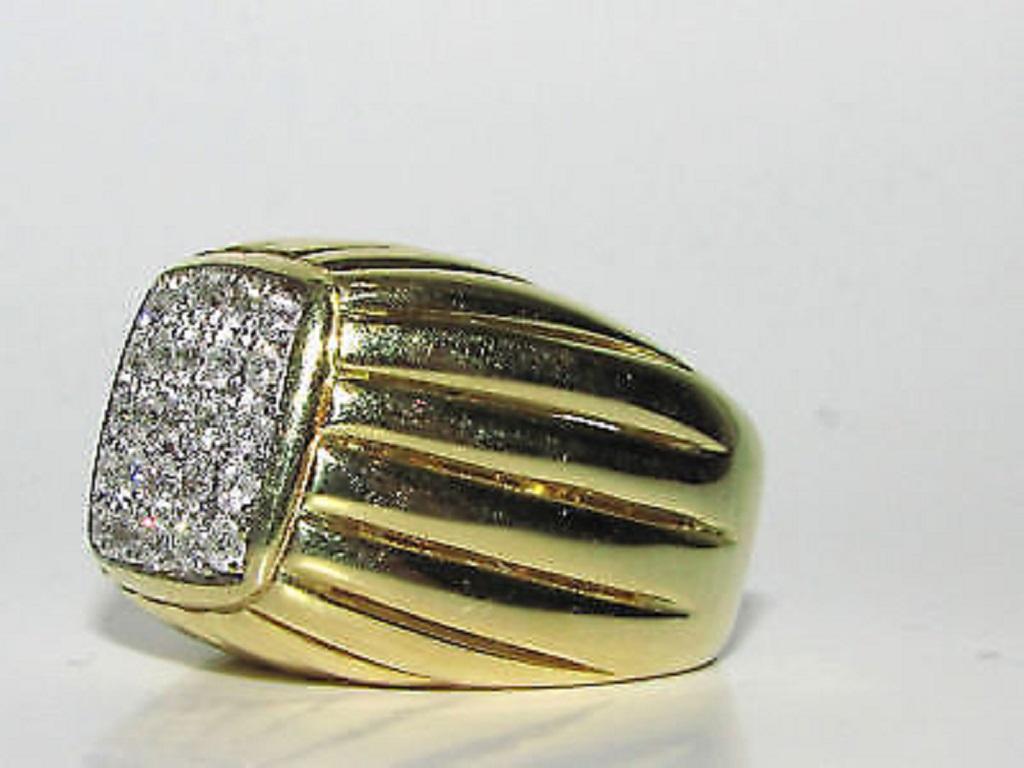 Modern 18 Karat 1.50 Carat Diamond Dome Ring A+ Mod Deco Detail For Sale