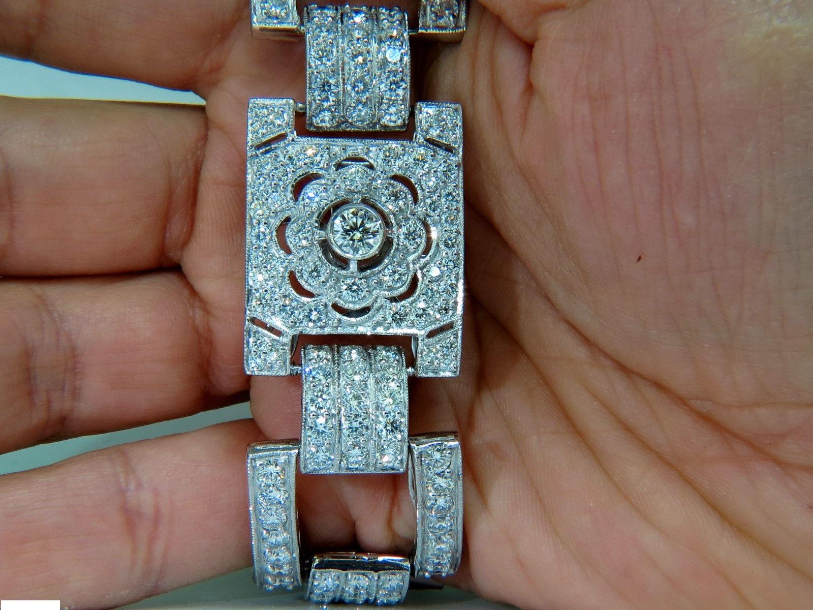 Round Cut 18 Karat 20.00 Carat Diamonds Art Deco Style Classic Link Cuff Bracelet Cluster For Sale