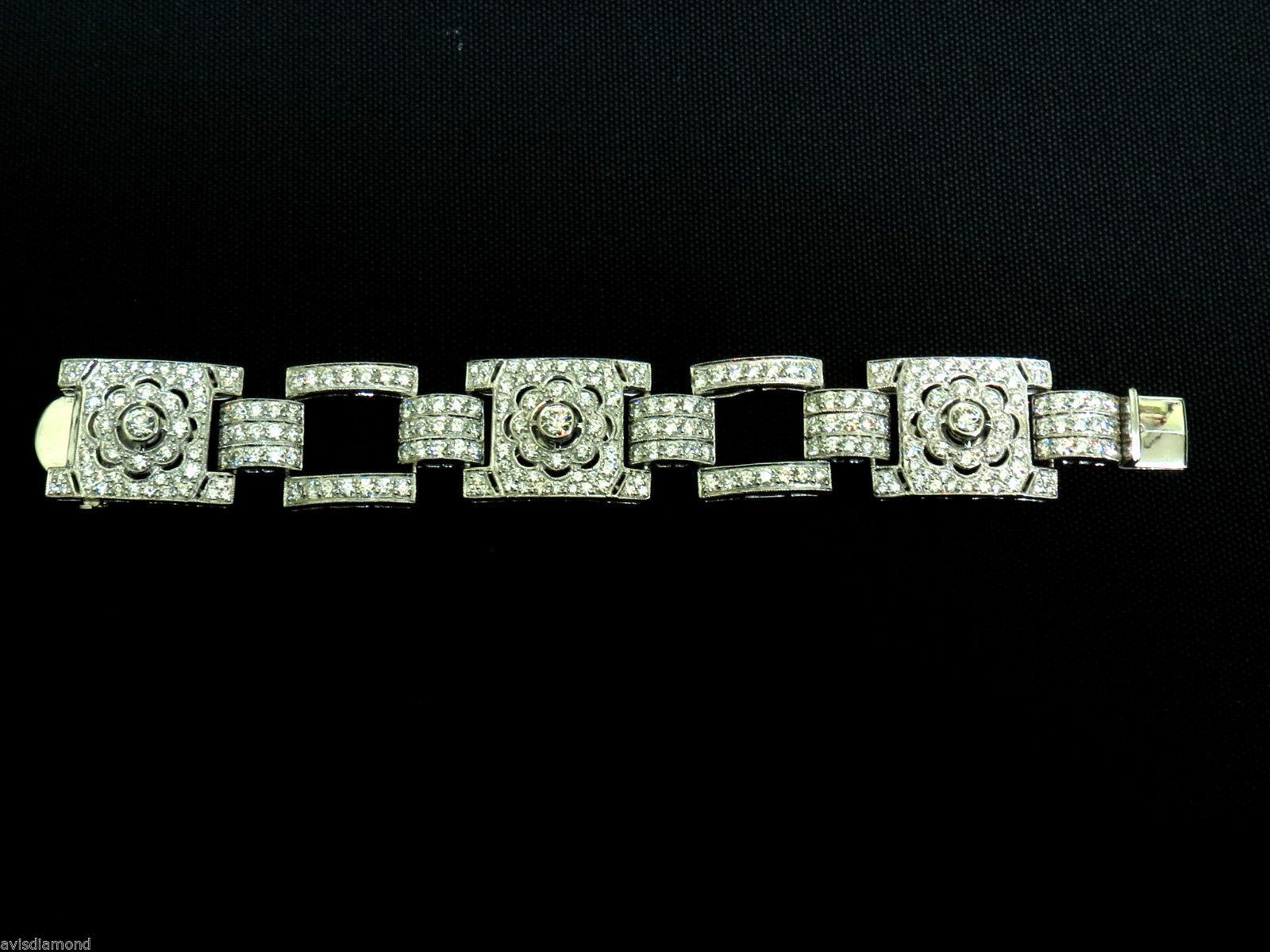 18 Karat 20.00 Carat Diamonds Art Deco Style Classic Link Cuff Bracelet Cluster For Sale 1