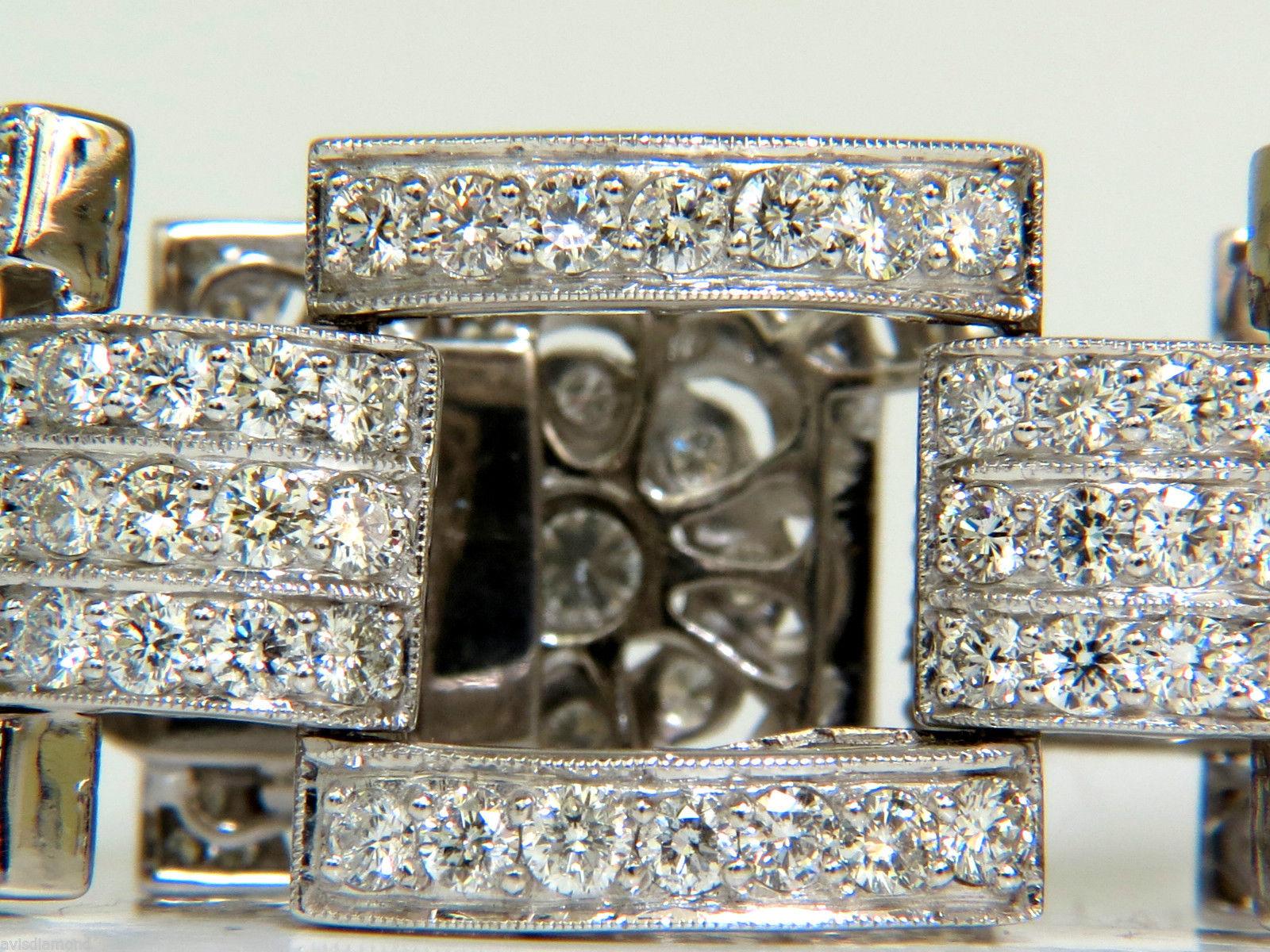 18 Karat 20.00 Carat Diamonds Art Deco Style Classic Link Cuff Bracelet Cluster For Sale 3