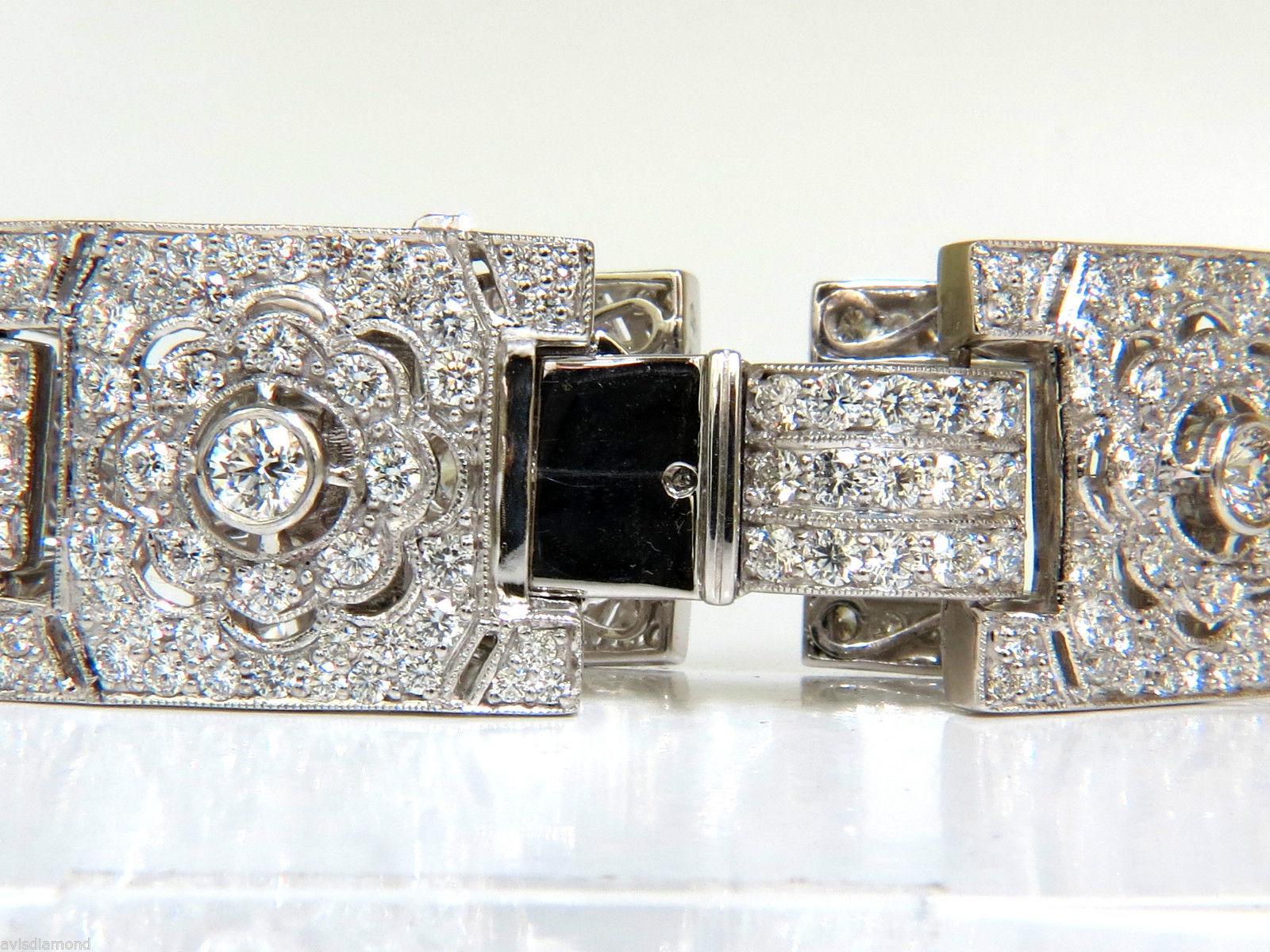 18 Karat 20.00 Carat Diamonds Art Deco Style Classic Link Cuff Bracelet Cluster For Sale 4