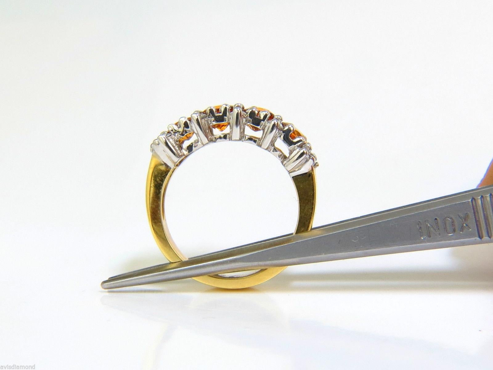 18 Karat, 2.27 Carat Natural Fine Gem Orange Sapphires Diamond Band Ring For Sale 1