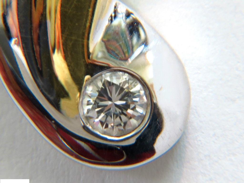 Round Cut 18 Karat .25 Carat Classic Swirl Diamond Pendant and Necklace F / VS For Sale