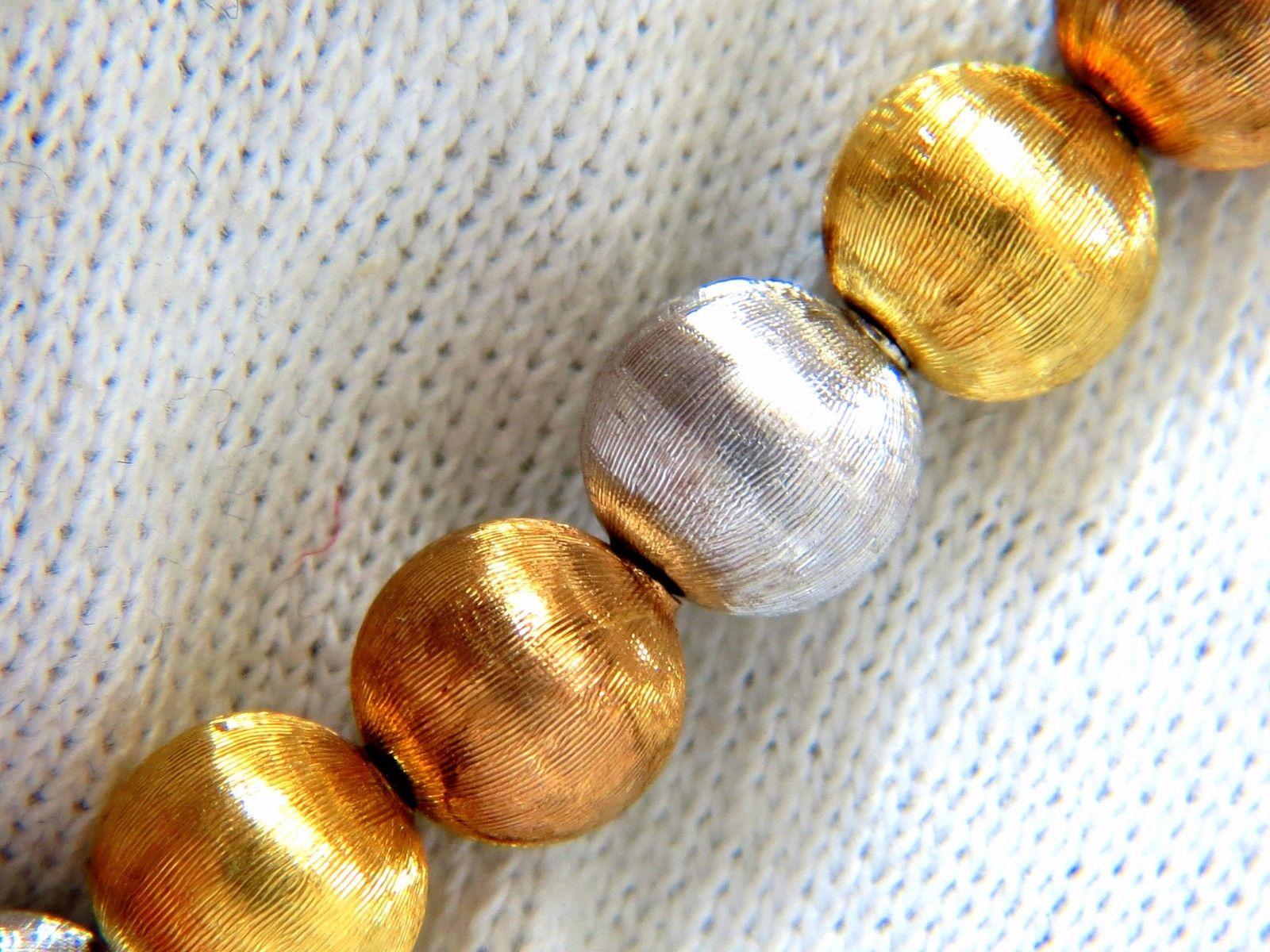 18 Karat 36.5 Grams 7mm Ball Bead Link Necklace Graver Textured Finish 2