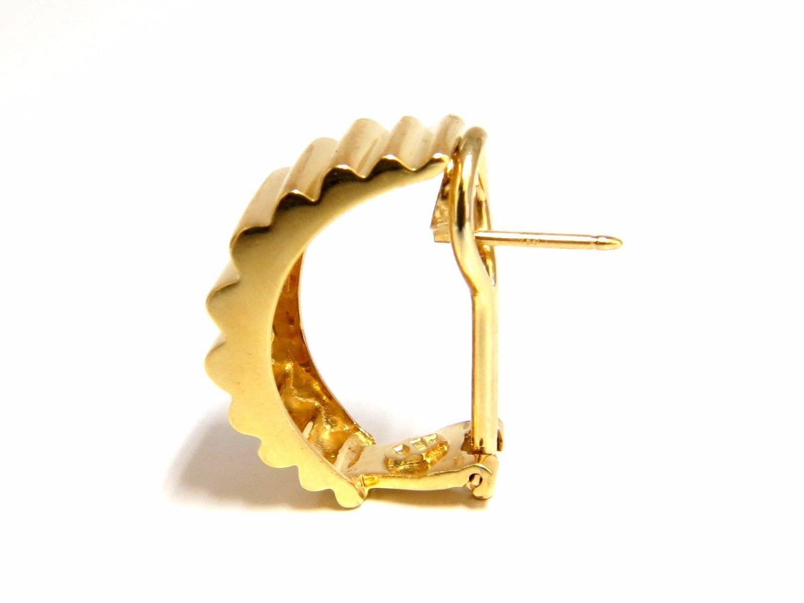 da uomo o donna Orecchini a griglia 18 carati 3D Regency Deco Omega in vendita