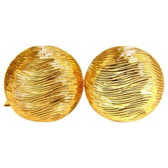 18 Karat 3D Textured Gold Cufflinks