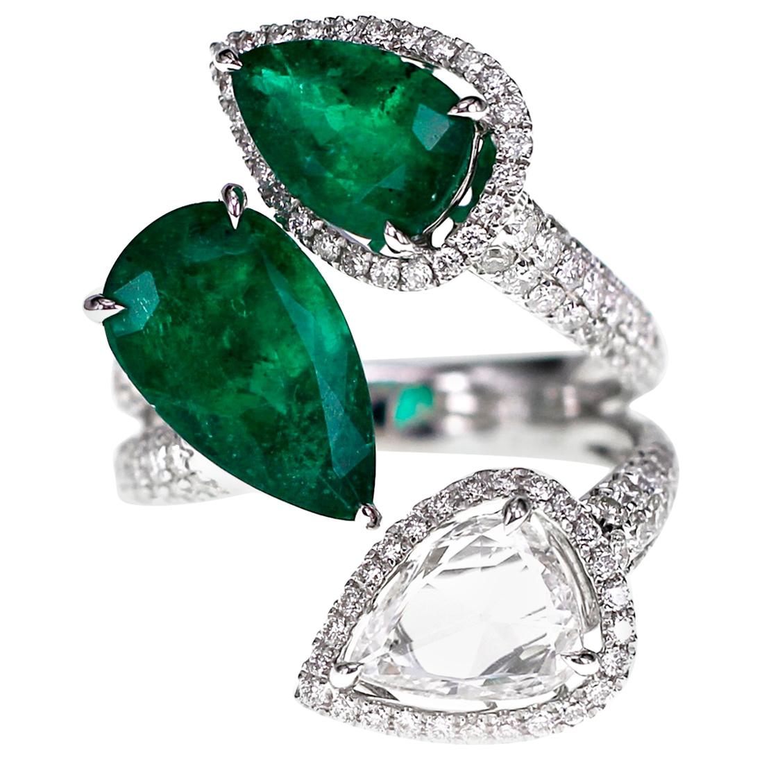 18 Karat 4.53 Carat Vivid Green Emerald and 2.02 Carat Diamond Designer Ring