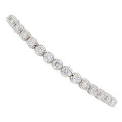 18 Karat 5.48 Carat Diamond Tennis Bracelet