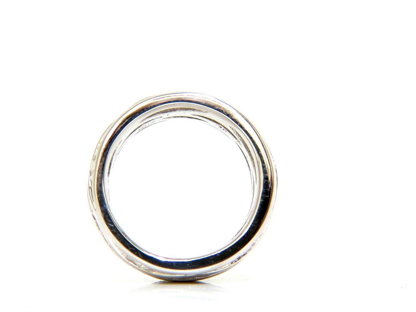 Des bijoux uniques en leur genre

GORGEOUS

bague déco à vagues en diamant de 0,75ct

On dirait que des diamants sont suspendus dans l'air

Couleur G, clarté Vs-2 Si-1

or blanc 18kt

10.50 mm d'épaisseur

2.9mm de profondeur

14.5 grammes

une