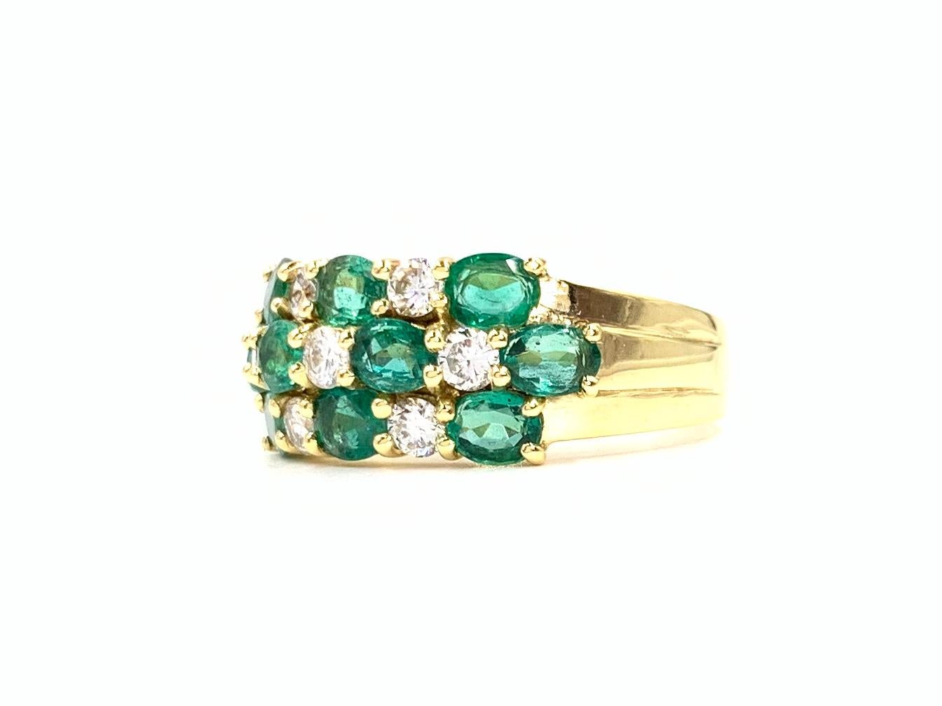Women's 18 Karat Alternating Emerald and Diamond Wide Ring For Sale