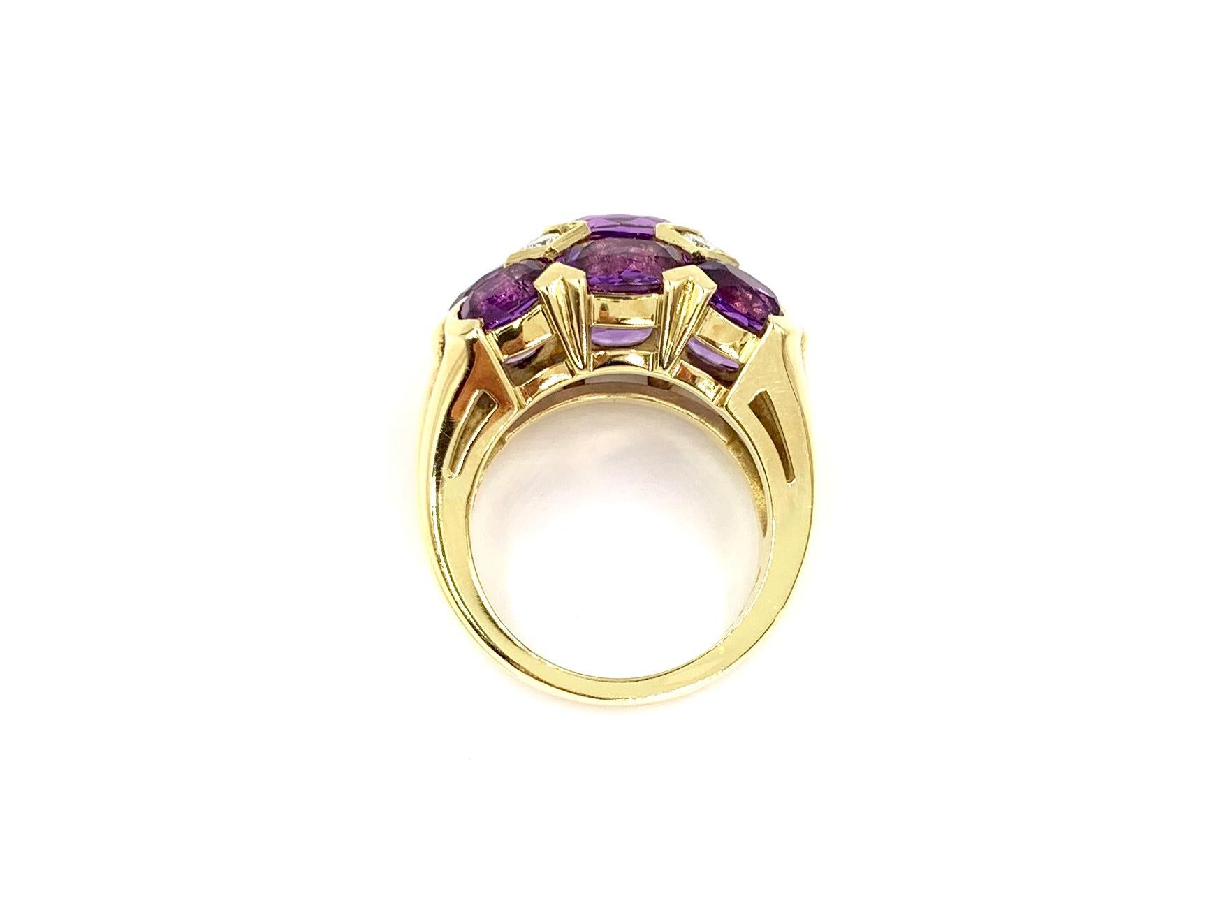 18 Karat Amethyst and Diamond Dome Ring For Sale 3