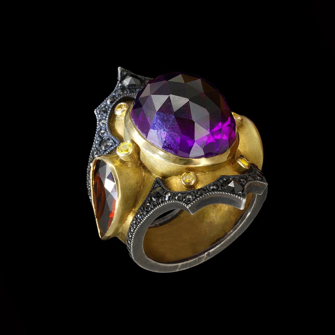 Amethyst, Garnet and Black Diamonds gold ring For Sale 10