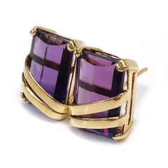 18K Yellow Gold Amethyst Stud Earrings, 15.0ctw, Contemporary Design
