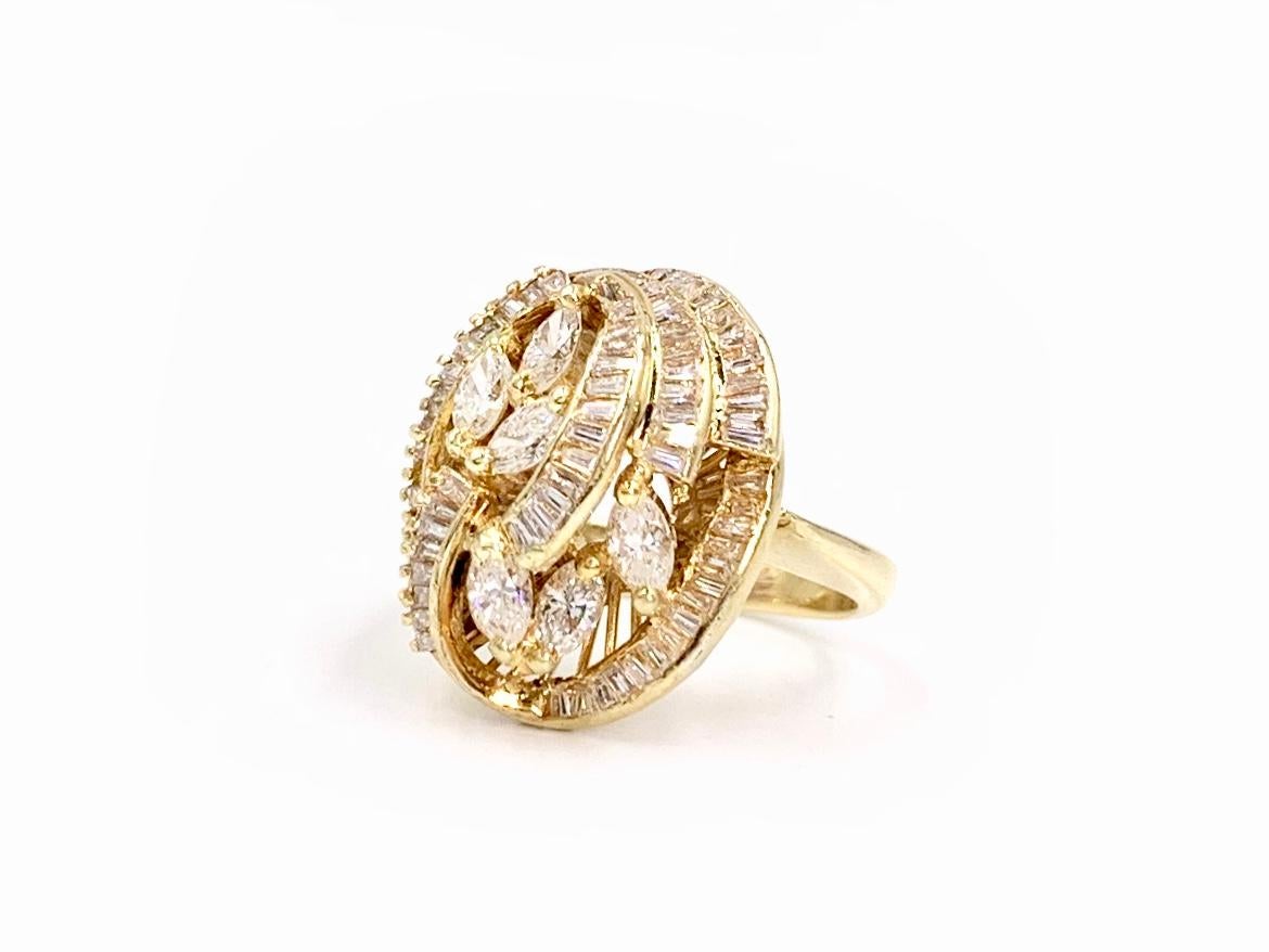 Women's 18 Karat and Diamond Vintage Swirl Ring For Sale