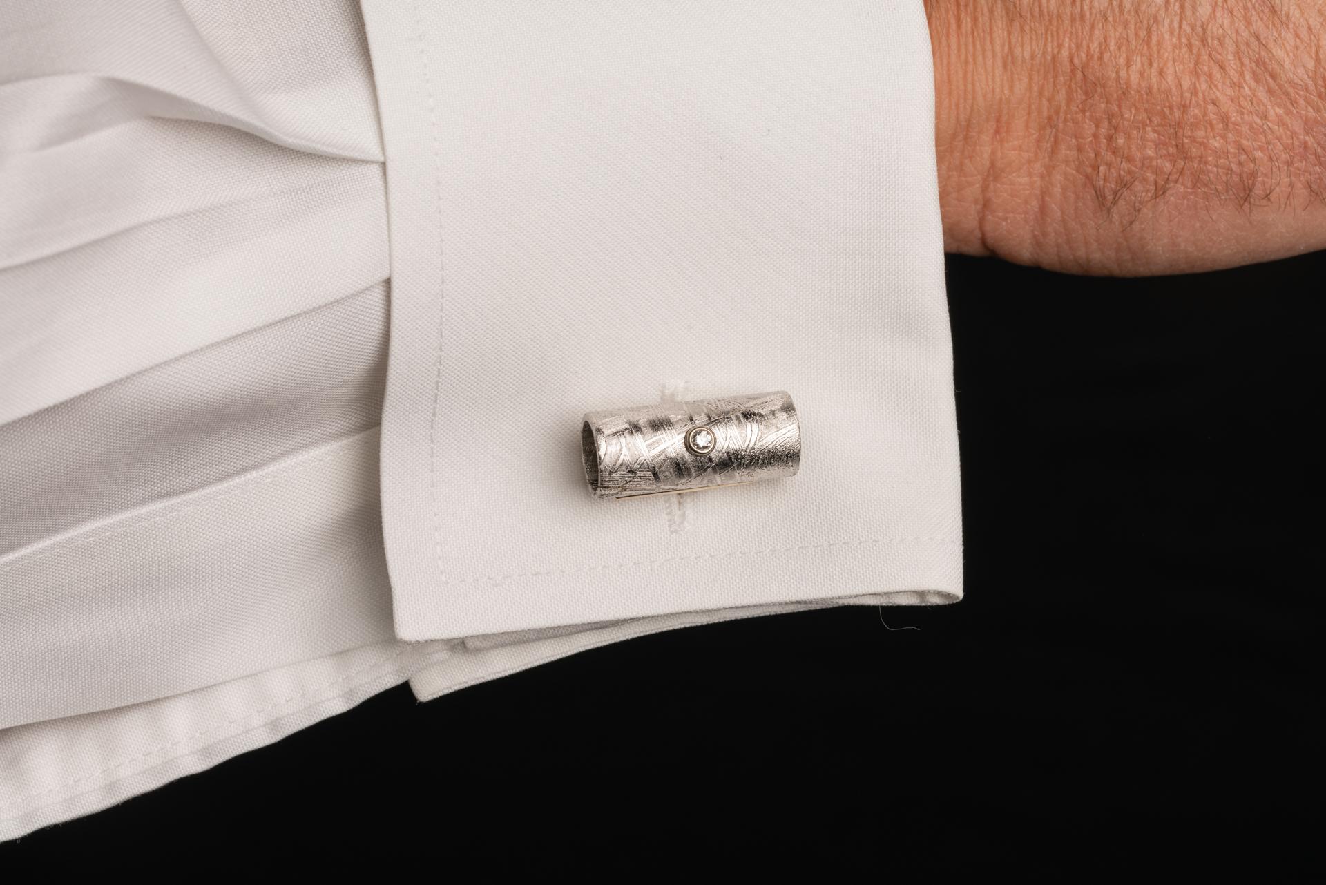 Round Cut 18 Karat and Sterling Silver Tube Shaped Meteorite Cufflinks with White Diamonds For Sale