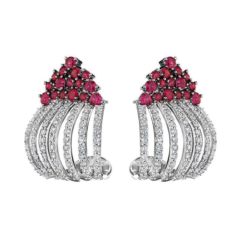Brilliant Cut 18 Karat Apus White Gold Earring with Vs-Gh Diamonds and Red Ruby For Sale