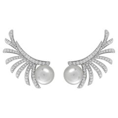 18 Karat Apus White Gold Earring with Vs-Gh Diamonds and White Pearl