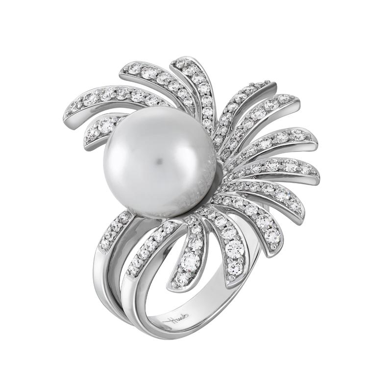 For Sale:  18 Karat Apus White Gold Ring With Vs-Gh Diamonds And White Pearl 2