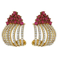 18 Karat Apus Yellow Gold Earring with Vs-Gh Diamonds and Red Ruby