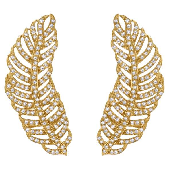 18 Karat Apus Yellow Gold Earring with Vs-Gh Diamonds For Sale