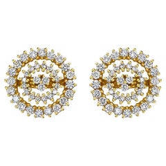 18 Karat Bestow Yellow Gold Earring with Vs-Gh Diamonds