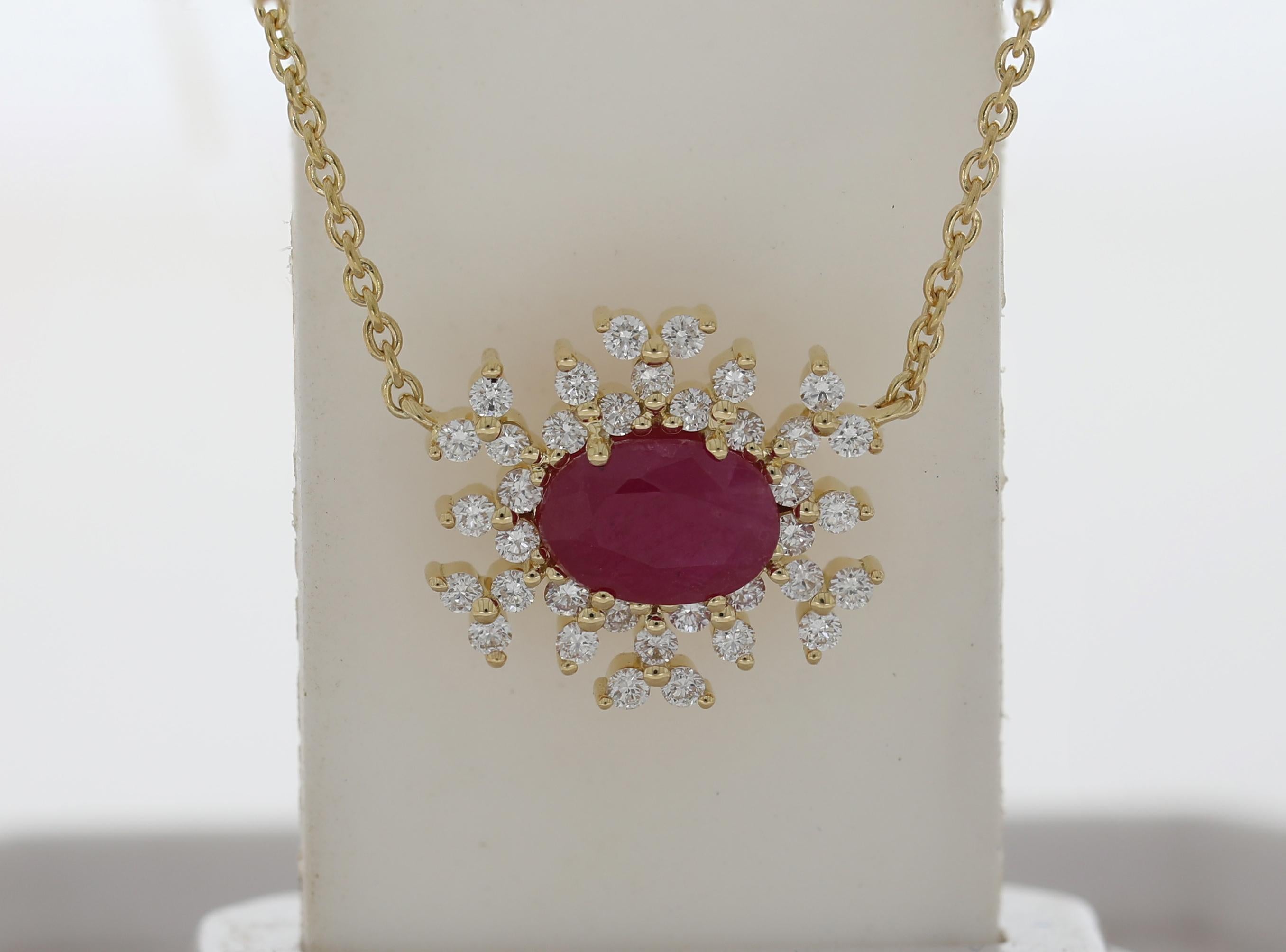 Contemporary 18 Karat Bestow Yellow Gold Necklace with Vs Gh Diamonds and Red Ruby For Sale