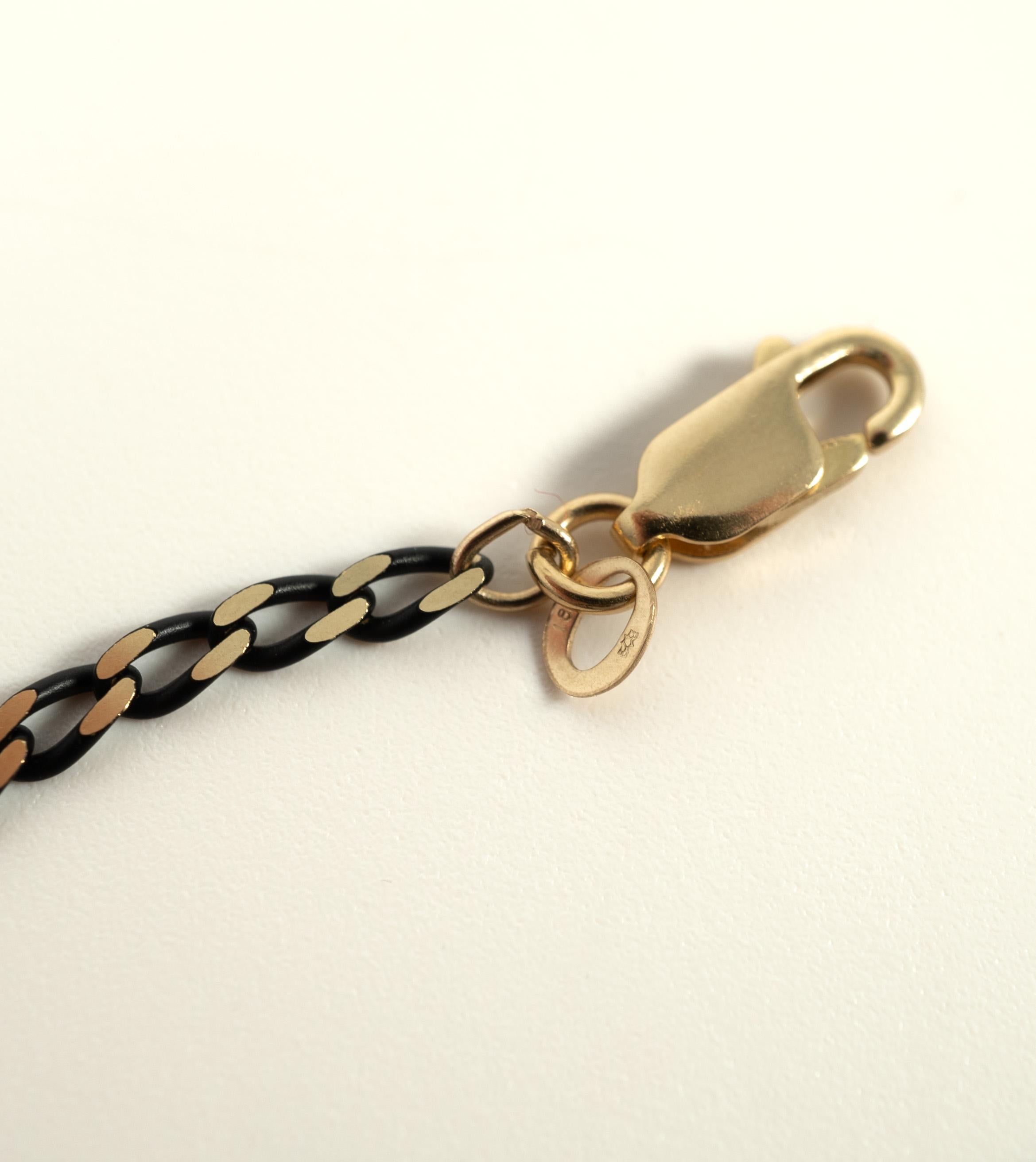 Women's or Men's 18 Karat Black and Yellow Gold Curb Necklace For Sale