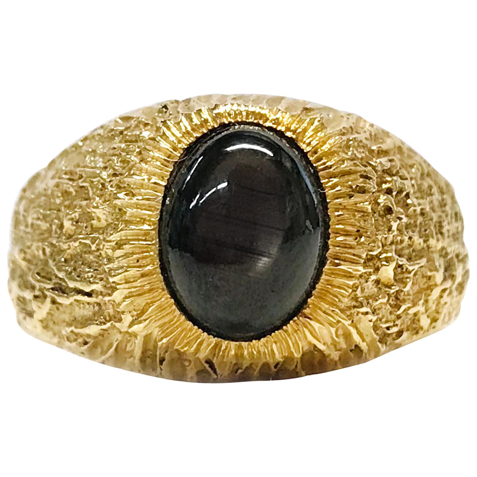 18 Karat Black Star Sapphire Ring