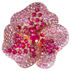 18 Karat Bloom Large Flower Pink Sapphire Ring in Pink Gold