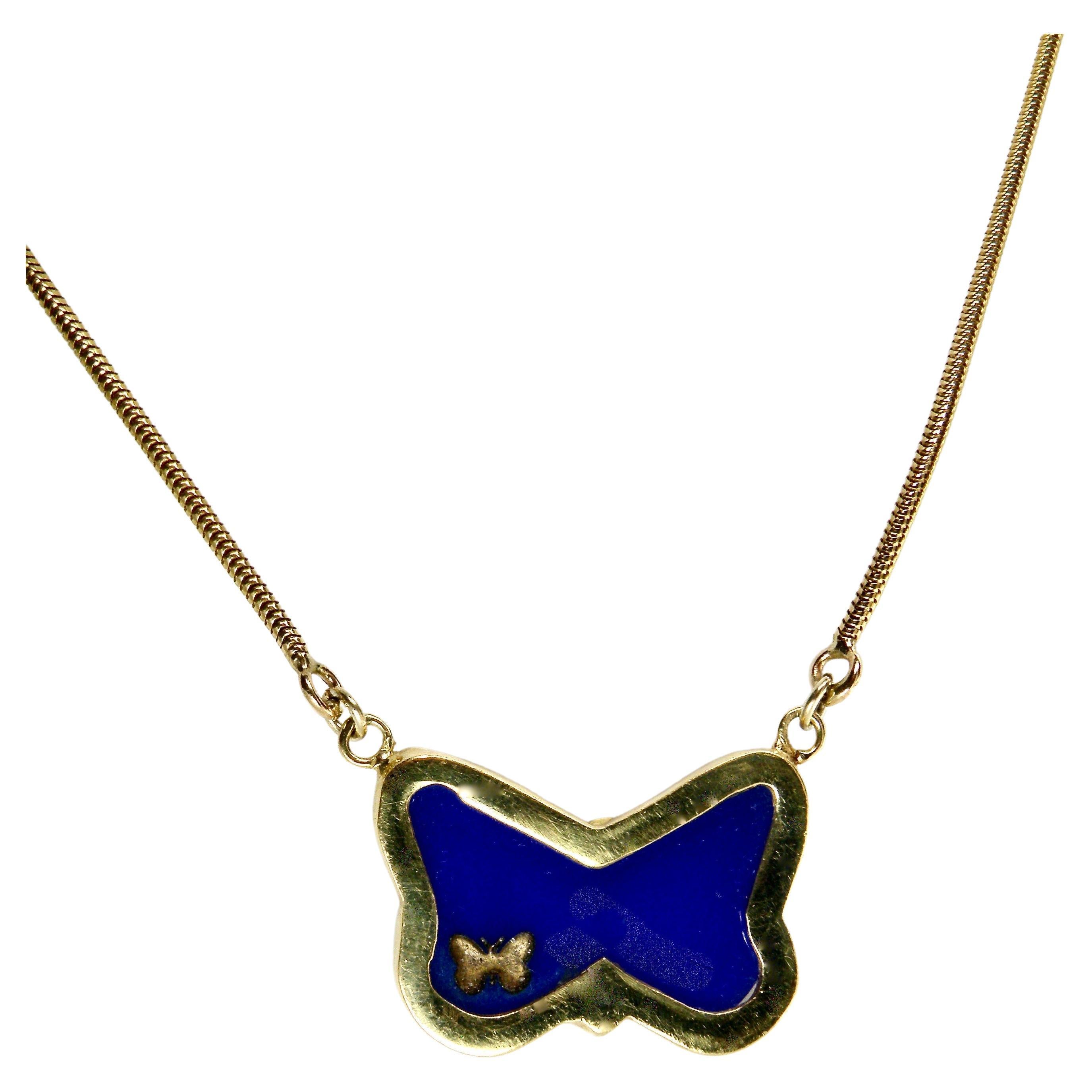 18 Karat Blue Agate Butterfly Pendant For Sale