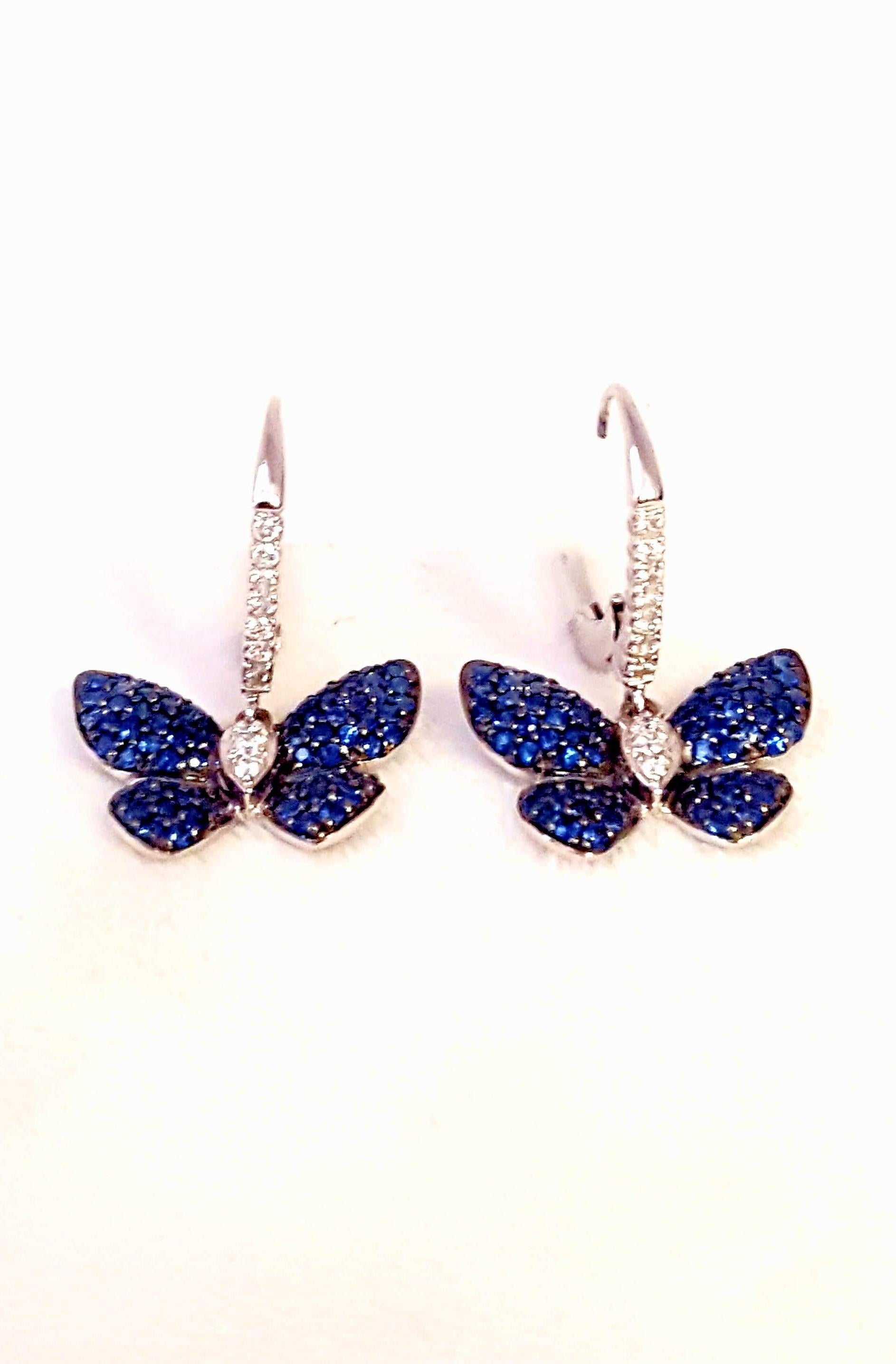 18 Karat Blue Sapphire and White Diamond Pierced Earrings For Sale 1
