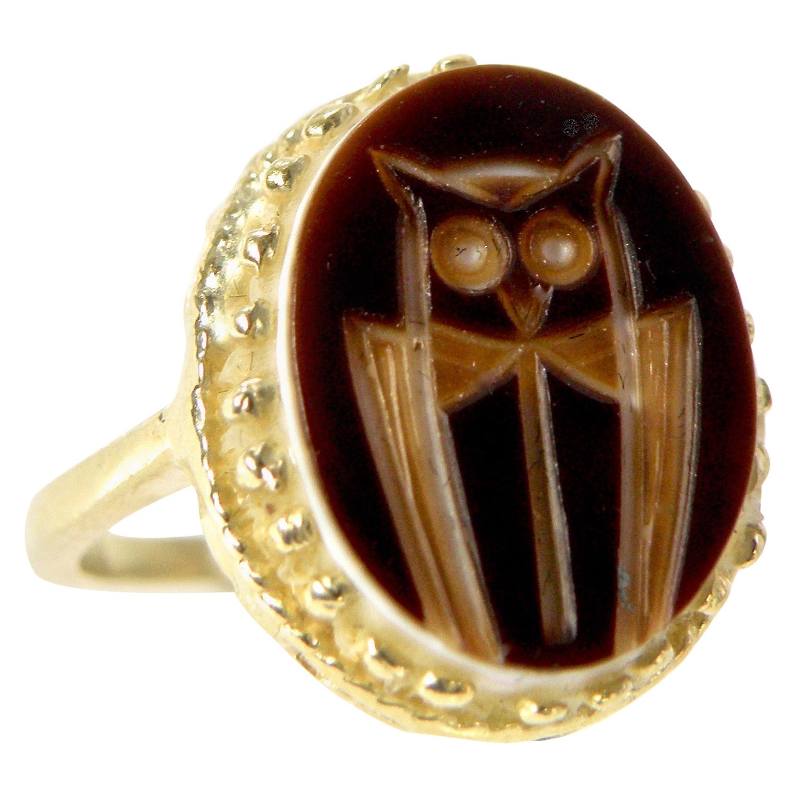 18 Karat Brown Agate Carved Owl Ring
