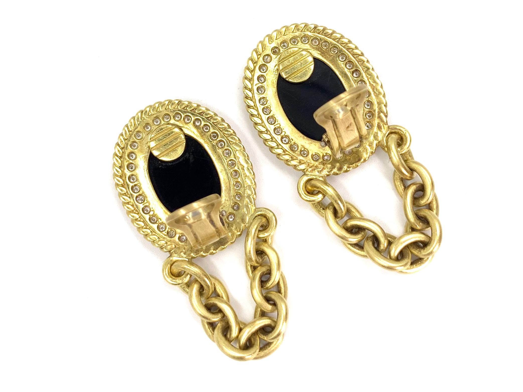 18 Karat Carved Onyx and Diamond Chain Drop Earrings In Good Condition For Sale In Pikesville, MD