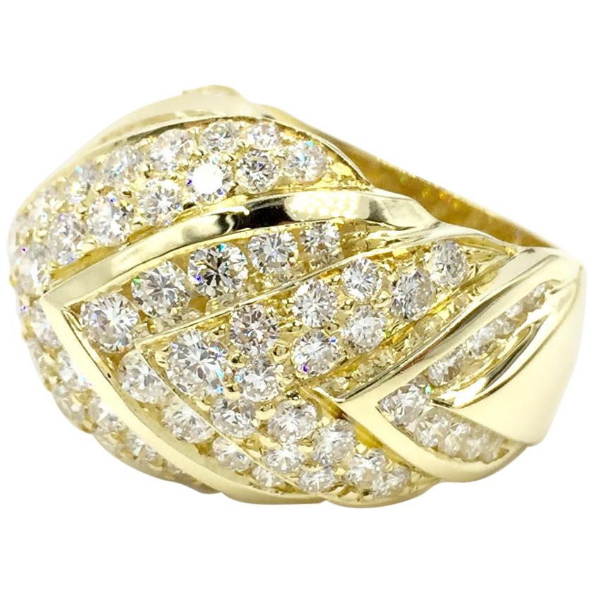 18 Karat Chevron Diamond Ring 5.37 Carat Total Weight