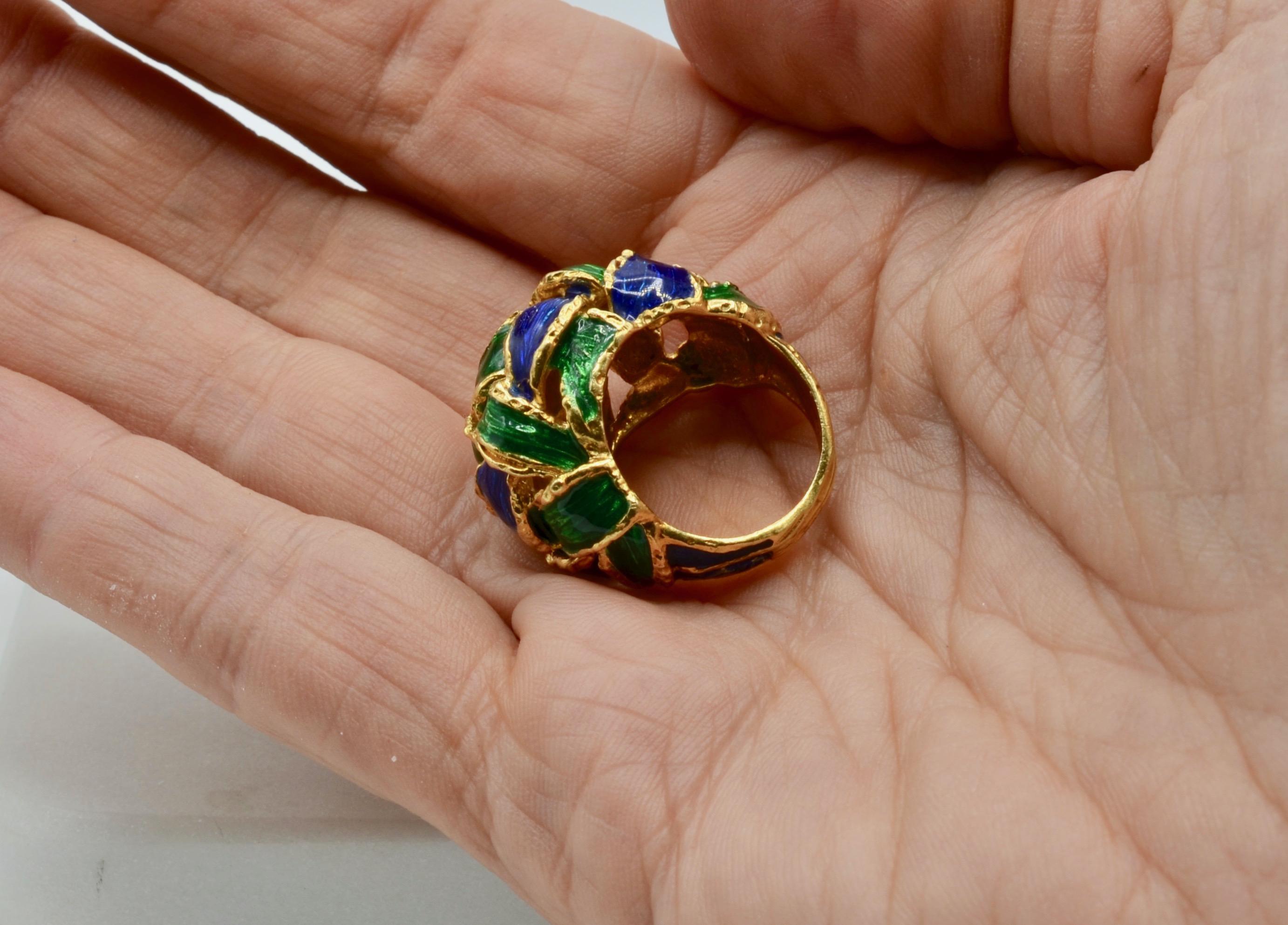 18 Karat Colorful Woven Enamel Dome Ring In Excellent Condition For Sale In Berkeley, CA