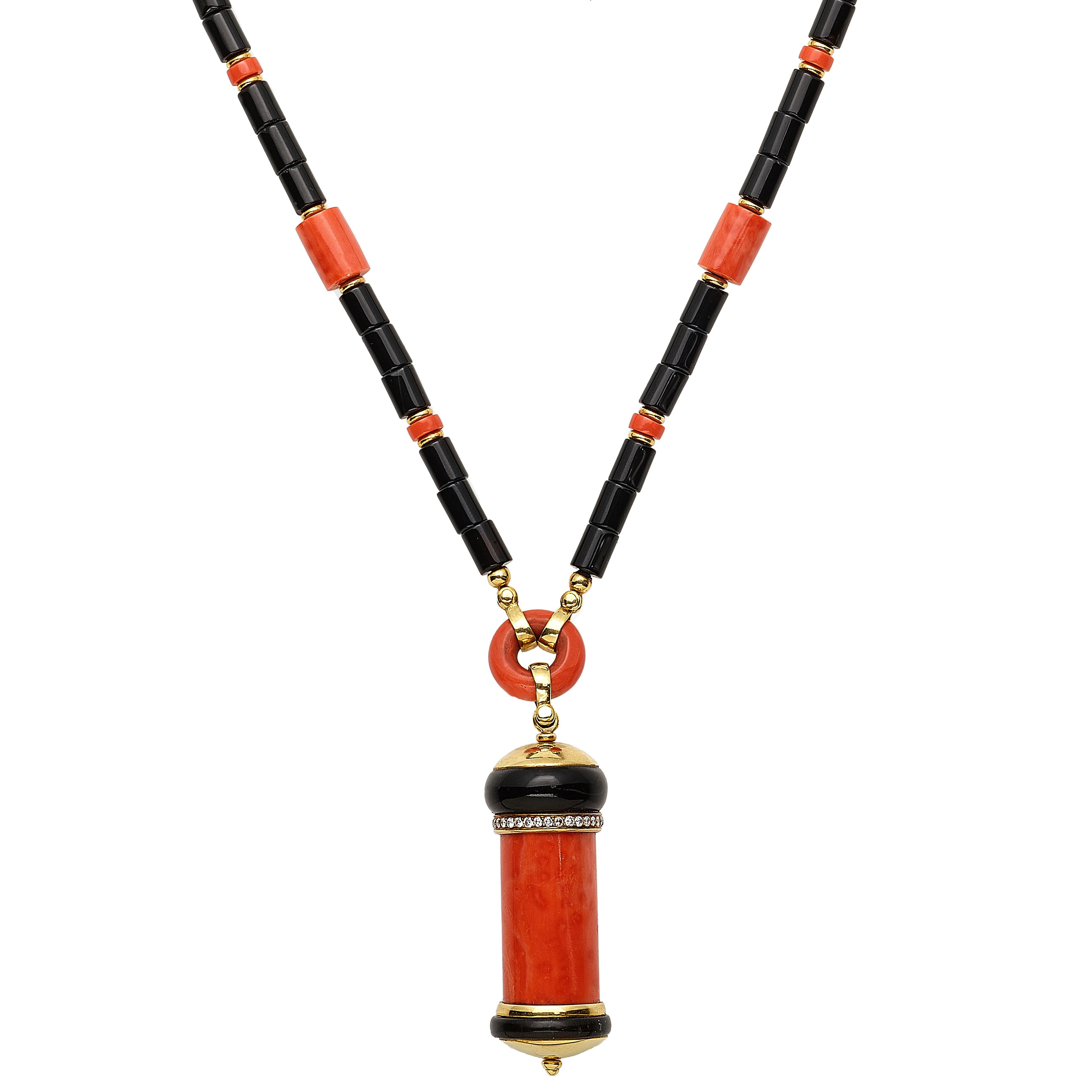 18 Karat Contemporary Art Deco Collier Necklace in Coral and Onyx and Diamonds For Sale