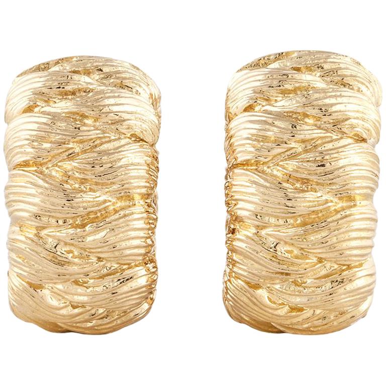David Webb Textured Gold Hoop Earrings in 18K Gold