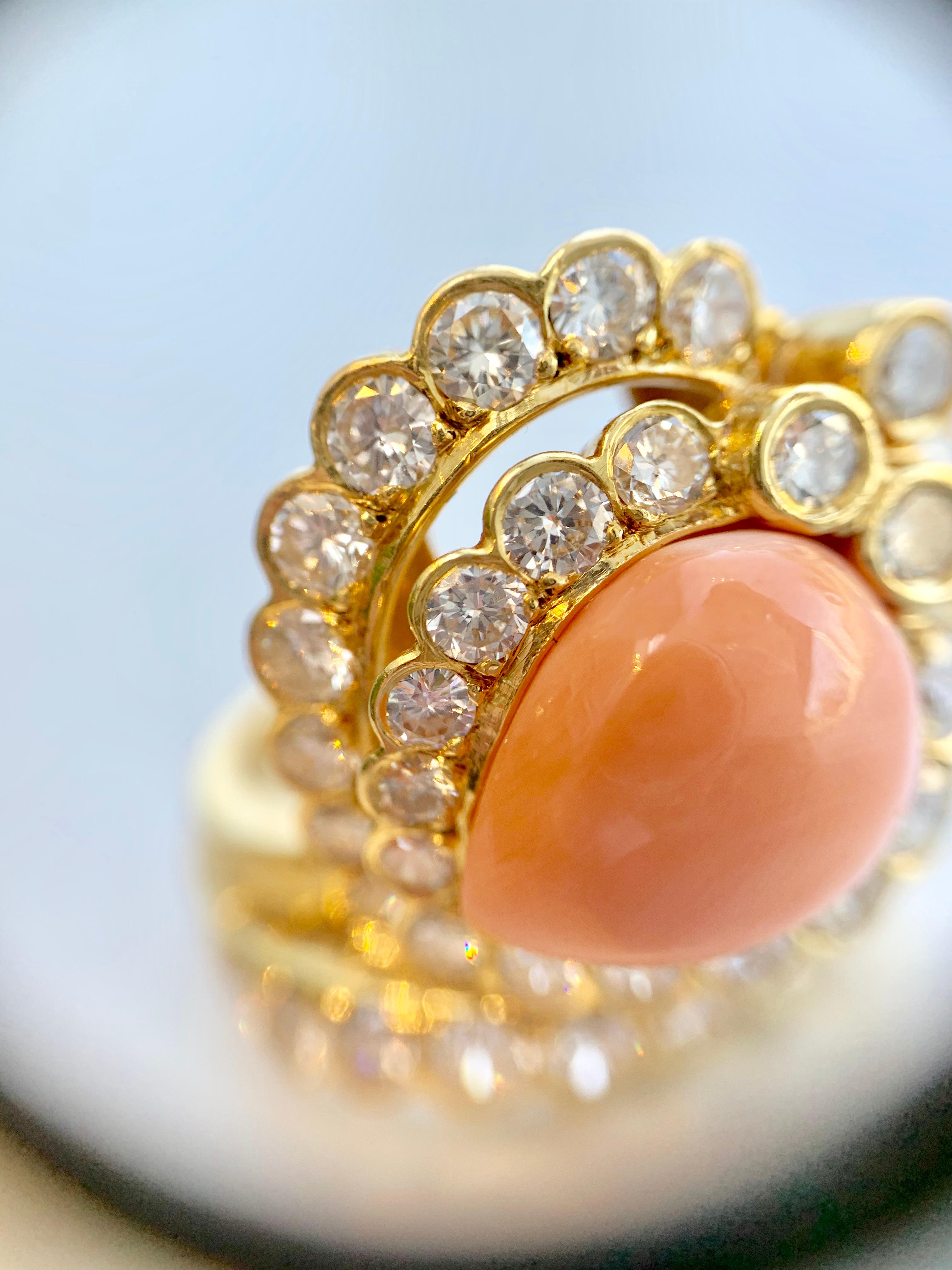 18 Karat Diamond and Coral Cocktail Ring For Sale 6