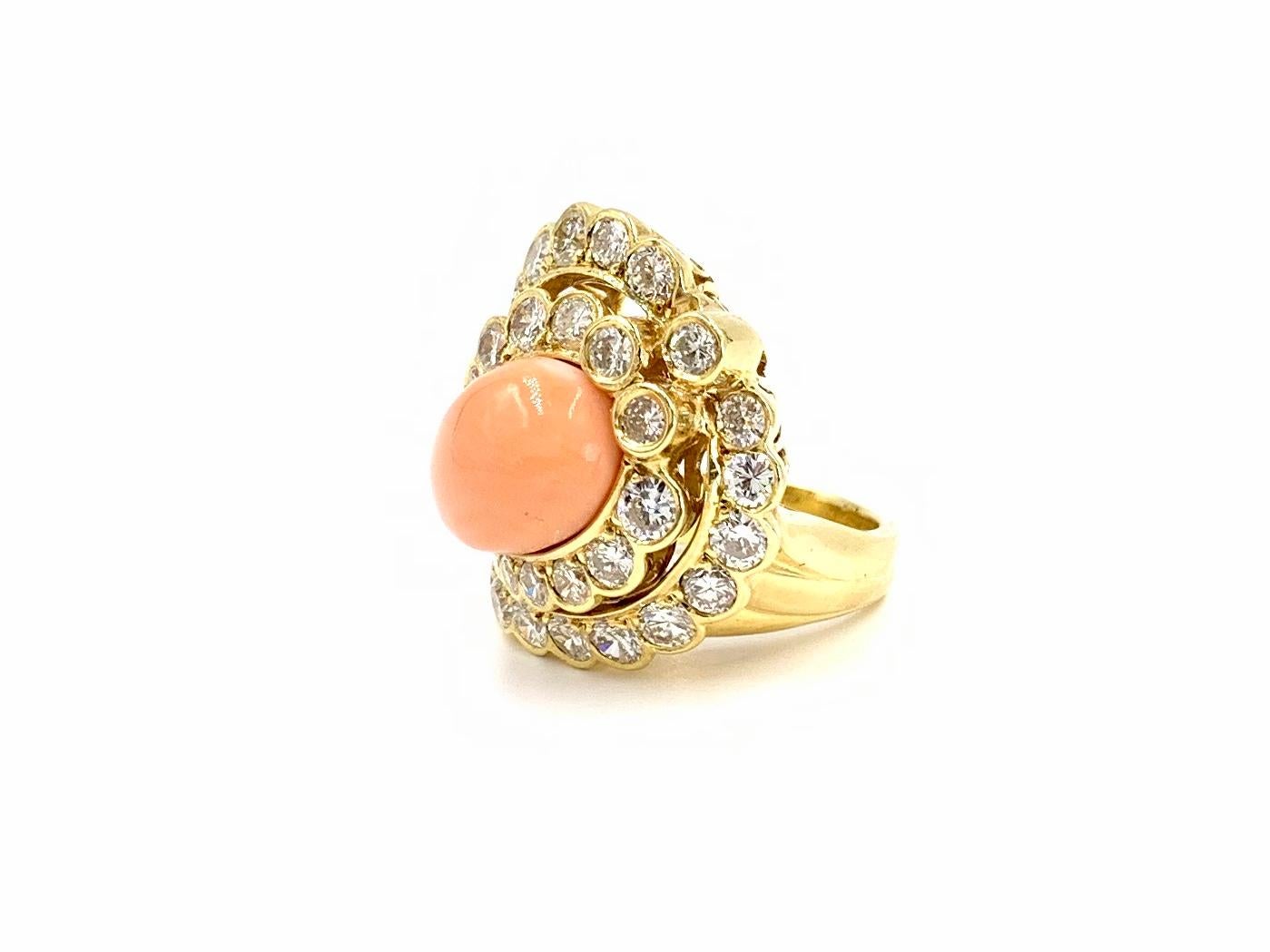 18 Karat Diamond and Coral Cocktail Ring For Sale 2