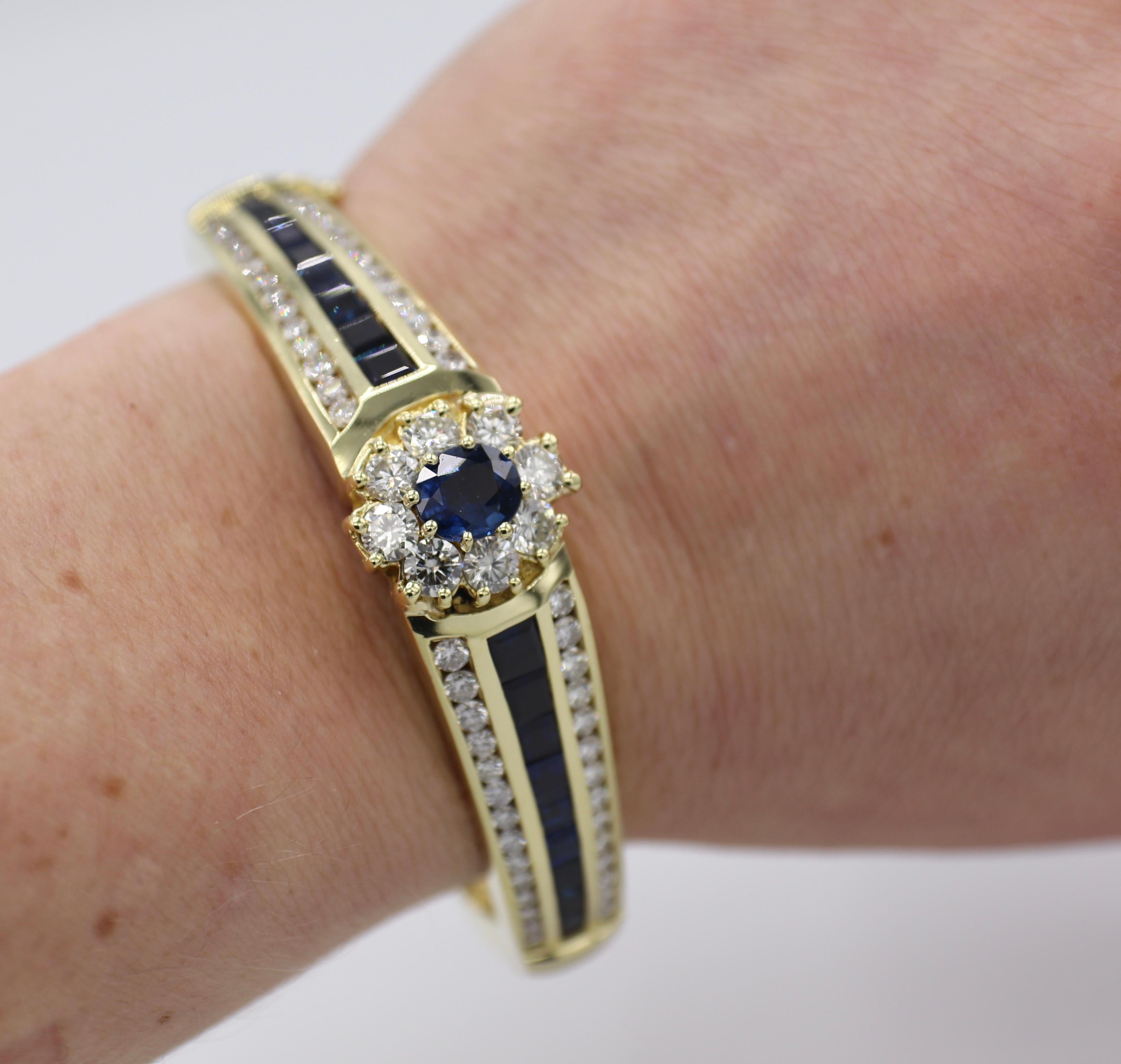 GIA Certified 18 Karat Diamond and Blue Sapphire Hinged Bangle Bracelet 4
