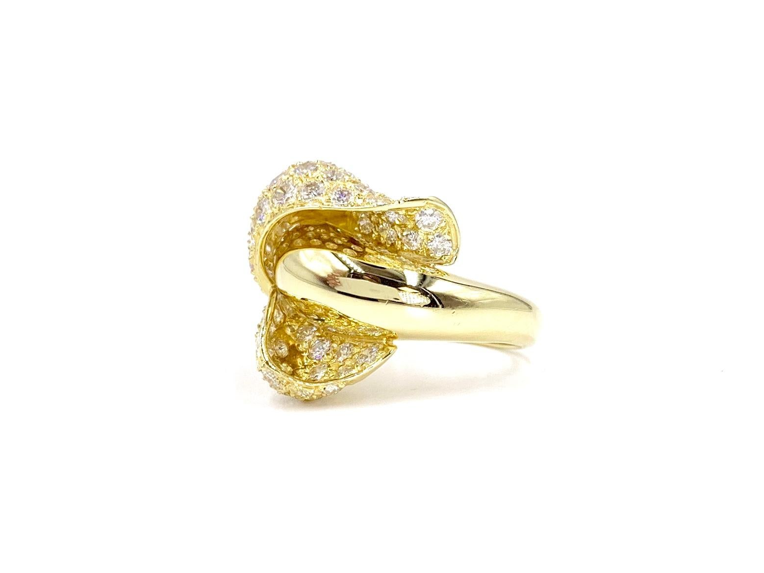 Contemporary 18 Karat Diamond Calla Lily Flower Ring For Sale