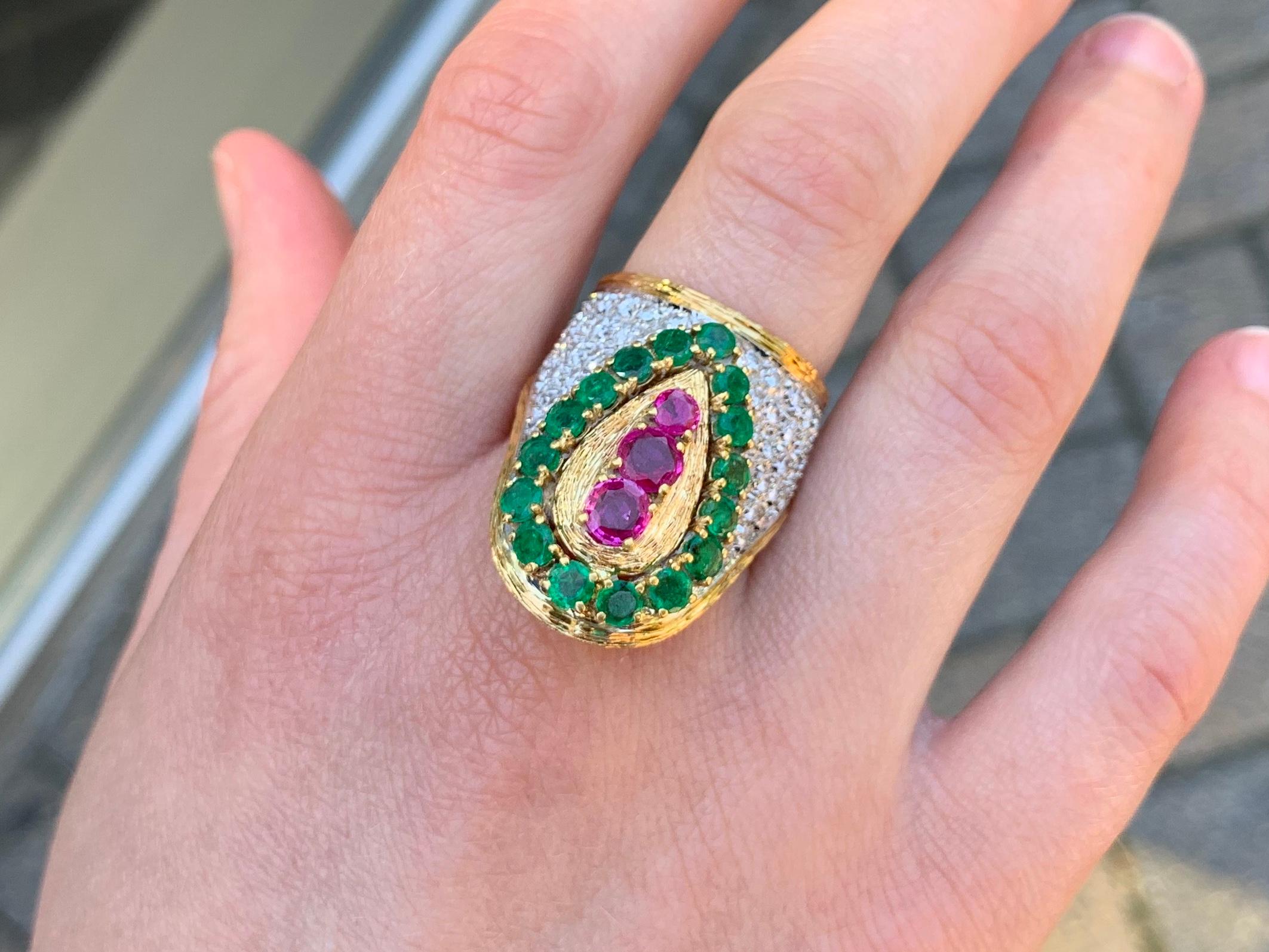 18 Karat Diamond, Emerald and Ruby Ring 1